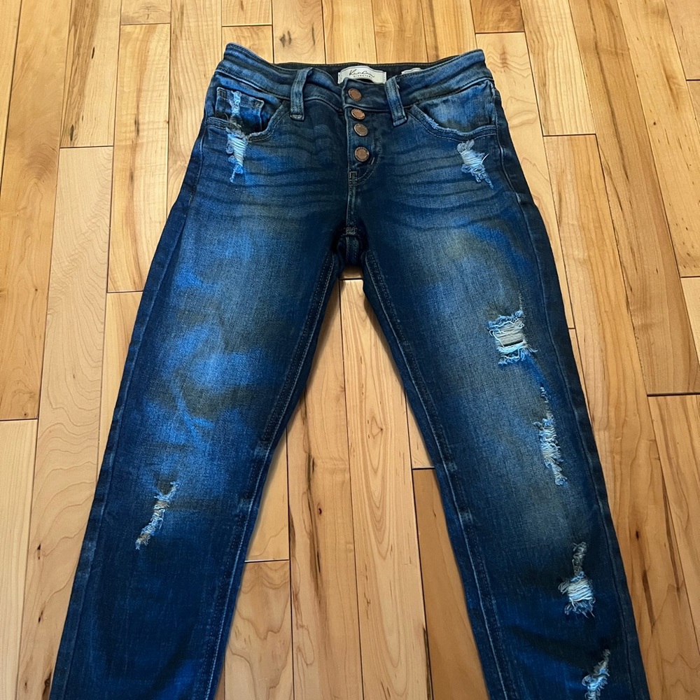 Adorable skinny Kancan jeans for girls!
